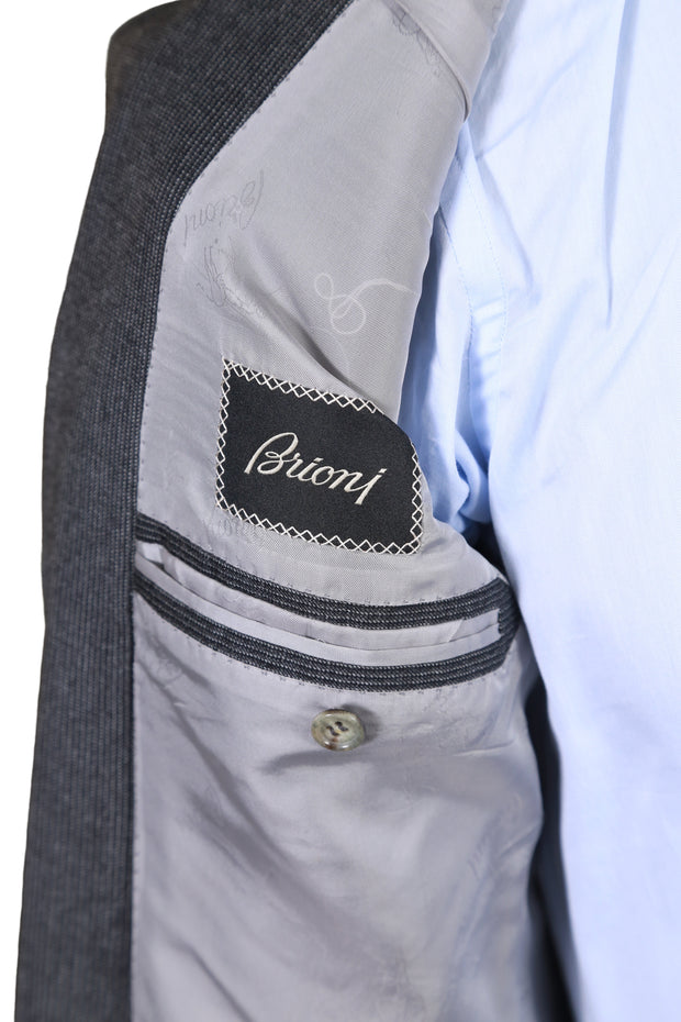 Brioni Dark-Grey Solid Wool Suit